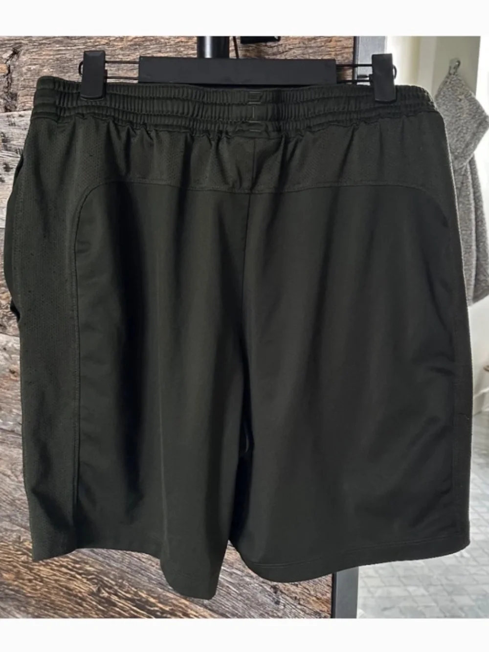 Under Armour HeatGear Performance Training Shorts Green Men's Large
